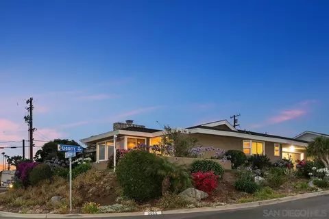 3665 Carleton St, San Diego, CA 92106