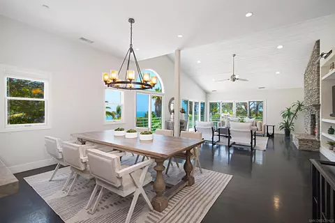2105 La Amatista Rd, Del Mar, CA 92014 photo 2