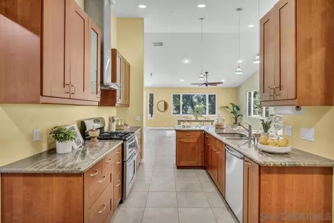 16112 Poderio Ct, Ramona, CA 92065 photo 18