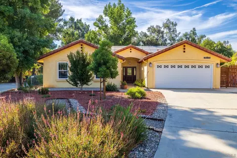 16112 Poderio Ct, Ramona, CA 92065 photo 2
