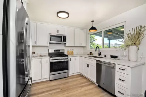 9045 Inverness Rd, Santee, CA 92071 photo 11