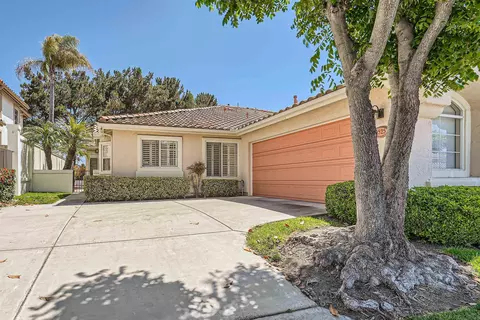 2525 La Costa Ave, Chula Vista, CA 91915