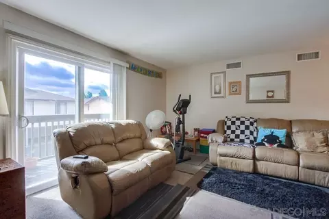 10333 Restful Ct, Santee, CA 92071 photo 4