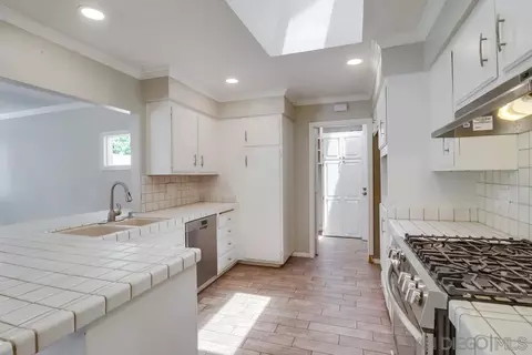 13328 Arikara Dr, Poway, CA 92064 photo 10