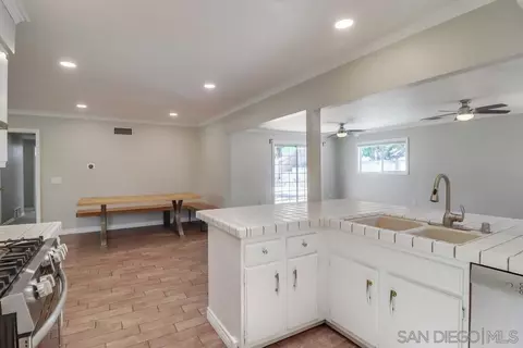 13328 Arikara Dr, Poway, CA 92064 photo 12