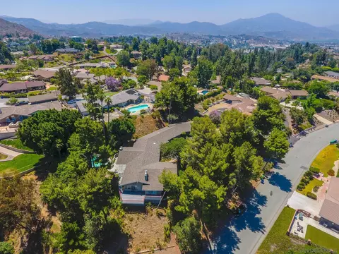 1303 Hidden Mountain Dr, El Cajon, CA 92019