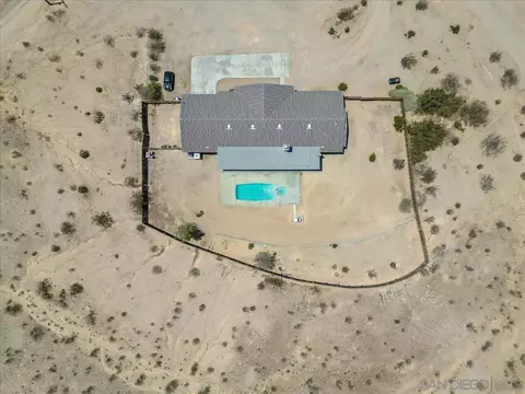 28525 Windy Pass, Barstow, CA 92311 photo 9