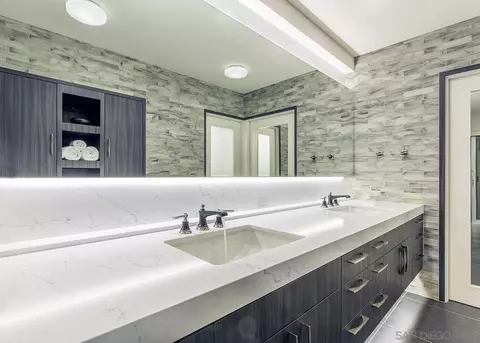 7239 Draper, La Jolla, CA 92037 photo 20