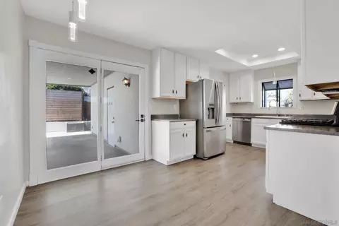 10016 Carreta, Santee, CA 92071 photo 5