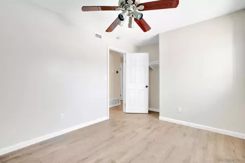 10016 Carreta, Santee, CA 92071 photo 13