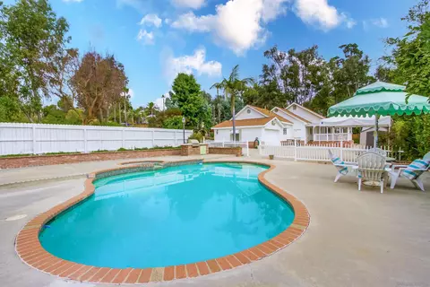 1524 S Hill Ave, Fallbrook, CA 92028 photo 4