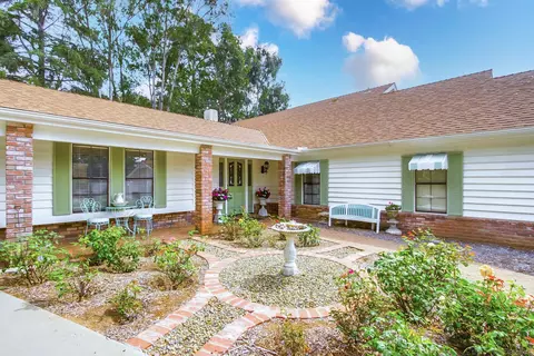 1524 S Hill Ave, Fallbrook, CA 92028 photo 2