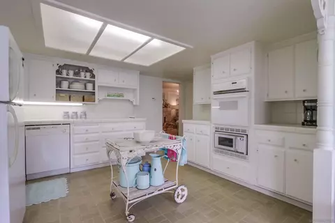 1524 S Hill Ave, Fallbrook, CA 92028 photo 11