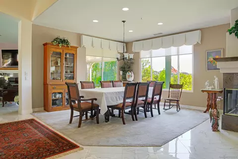 2008 Mil Sorpresas Dr, Fallbrook, CA 92028 photo 9