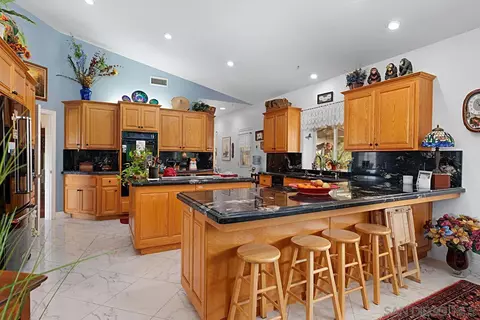 2008 Mil Sorpresas Dr, Fallbrook, CA 92028 photo 13
