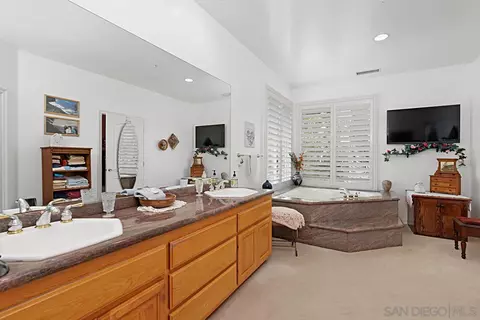 2008 Mil Sorpresas Dr, Fallbrook, CA 92028 photo 16