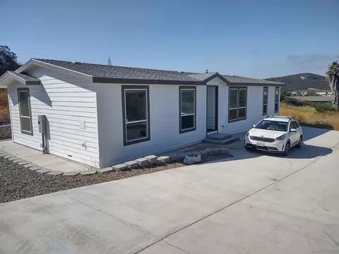 25573 Rua Michelle, Escondido, CA 92026