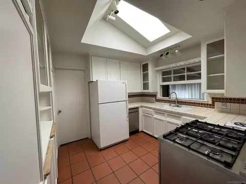 6128 Beaumont Ave, La Jolla, CA 92037 photo 15