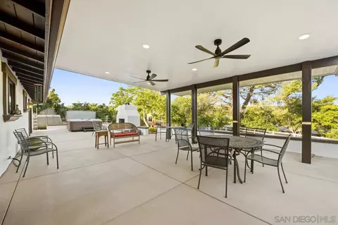 2952 Milpas Dr, Escondido, CA 92029 photo 22