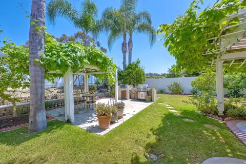 4734 Edinburgh Dr, Carlsbad, CA 92010 photo 23