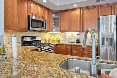 4734 Edinburgh Dr, Carlsbad, CA 92010 photo 15