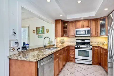 4734 Edinburgh Dr, Carlsbad, CA 92010 photo 10