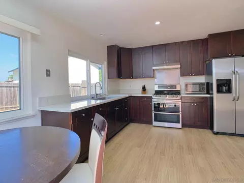 8419 Paseo Iglesia, Spring Valley, CA 91977 photo 2