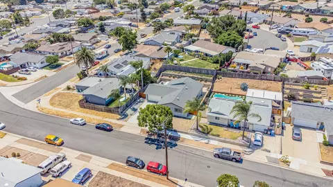 8029 Woodpecker Way, Santee, CA 92071 photo 6
