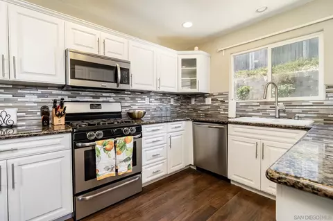 8029 Woodpecker Way, Santee, CA 92071 photo 13