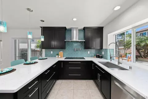 1971 Avenida Joaquin, Encinitas, CA 92024 photo 8