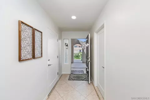 1971 Avenida Joaquin, Encinitas, CA 92024 photo 4