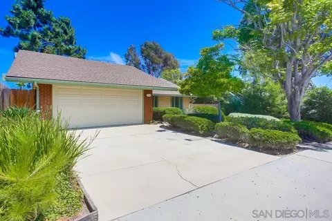 7114 Columbine Dr, Carlsbad, CA 92011