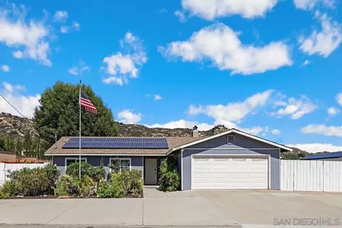 3052 Laurashawn Ln, Escondido, CA 92026