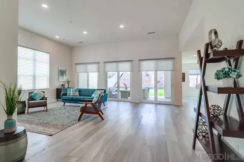 9056 Trailridge, Santee, CA 92071 photo 3