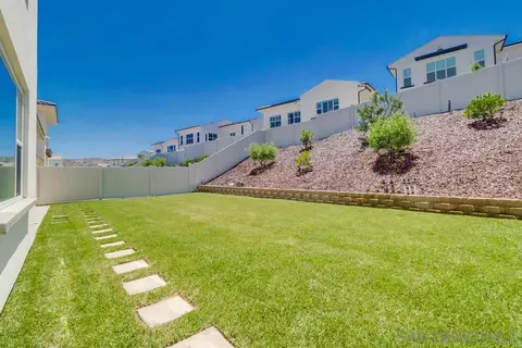 9056 Trailridge, Santee, CA 92071 photo 29