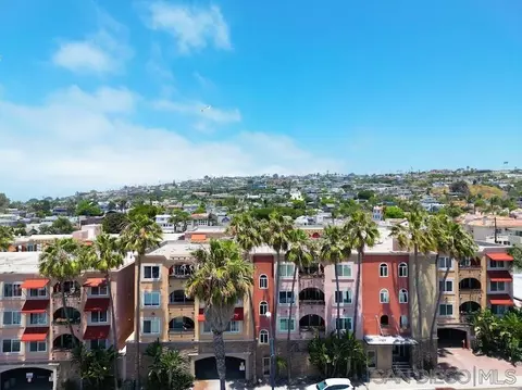 840 Turquoise St #205, San Diego, CA 92109