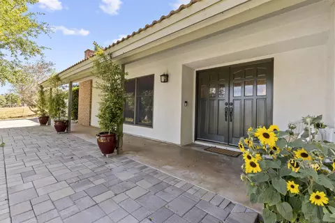 2149 Amanda Ln, Escondido, CA 92029 photo 4