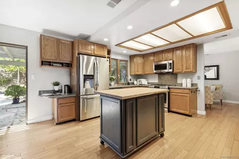 2149 Amanda Ln, Escondido, CA 92029 photo 16
