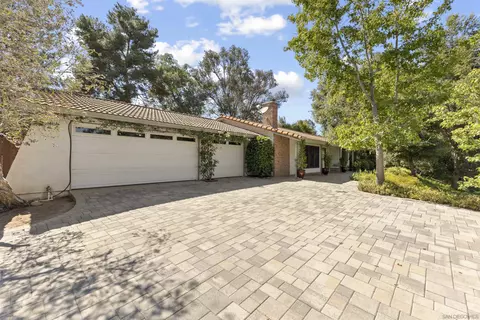 2149 Amanda Ln, Escondido, CA 92029