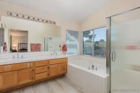 920 Honeysuckle Dr, San Marcos, CA 92078 photo 21
