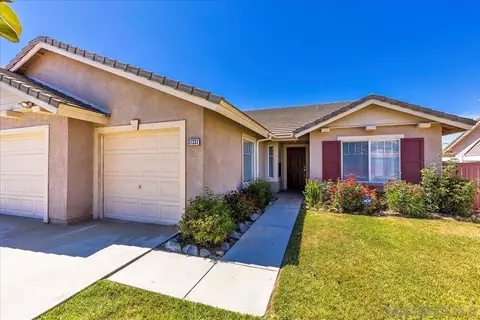 31331 Bradford St, Winchester, CA 92596