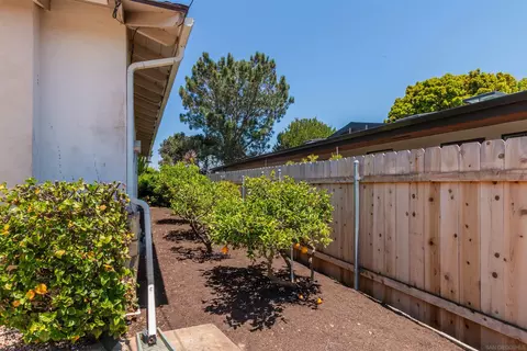 5855 Cactus Way, La Jolla, CA 92037 photo 26
