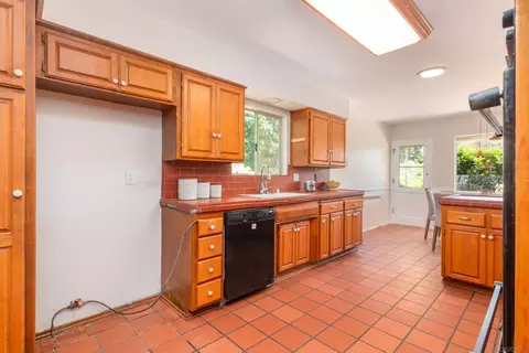 5855 Cactus Way, La Jolla, CA 92037 photo 6