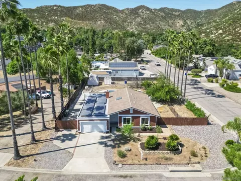 24936 Via Lopez Ct, Ramona, CA 92065 photo 2