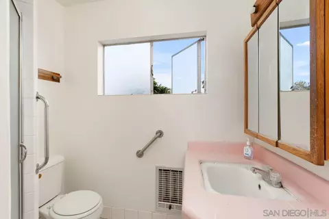 545 Avenida Primavera, Del Mar, CA 92014 photo 24