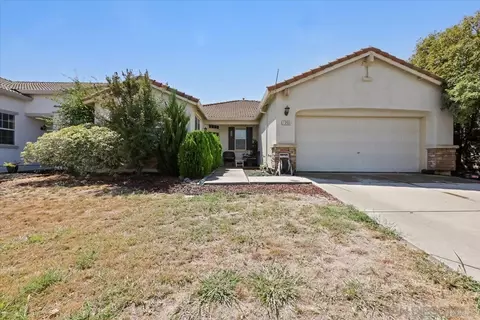 1350 Amaranth St, Plumas Lake, CA 95961