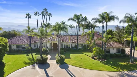 4 Rolling View Ln, Fallbrook, CA 92028 photo 2