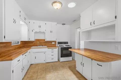 7034 Waite Dr, La Mesa, CA 91941 photo 7