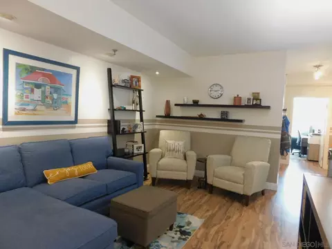425 W Beech St #217, San Diego, CA 92101