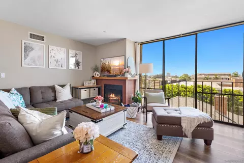 4082 Albatross St #15, San Diego, CA 92103
